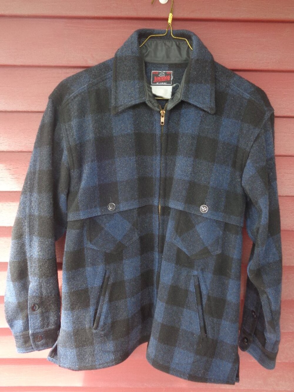 Vintage JOHNSON WOOLEN MILLS Blue Plaid JACKET - M